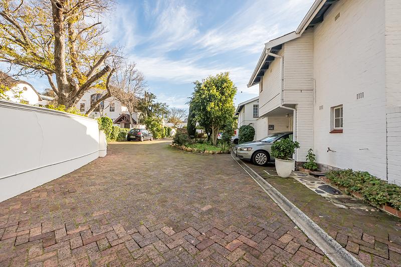 3 Bedroom Property for Sale in Kenilworth Western Cape